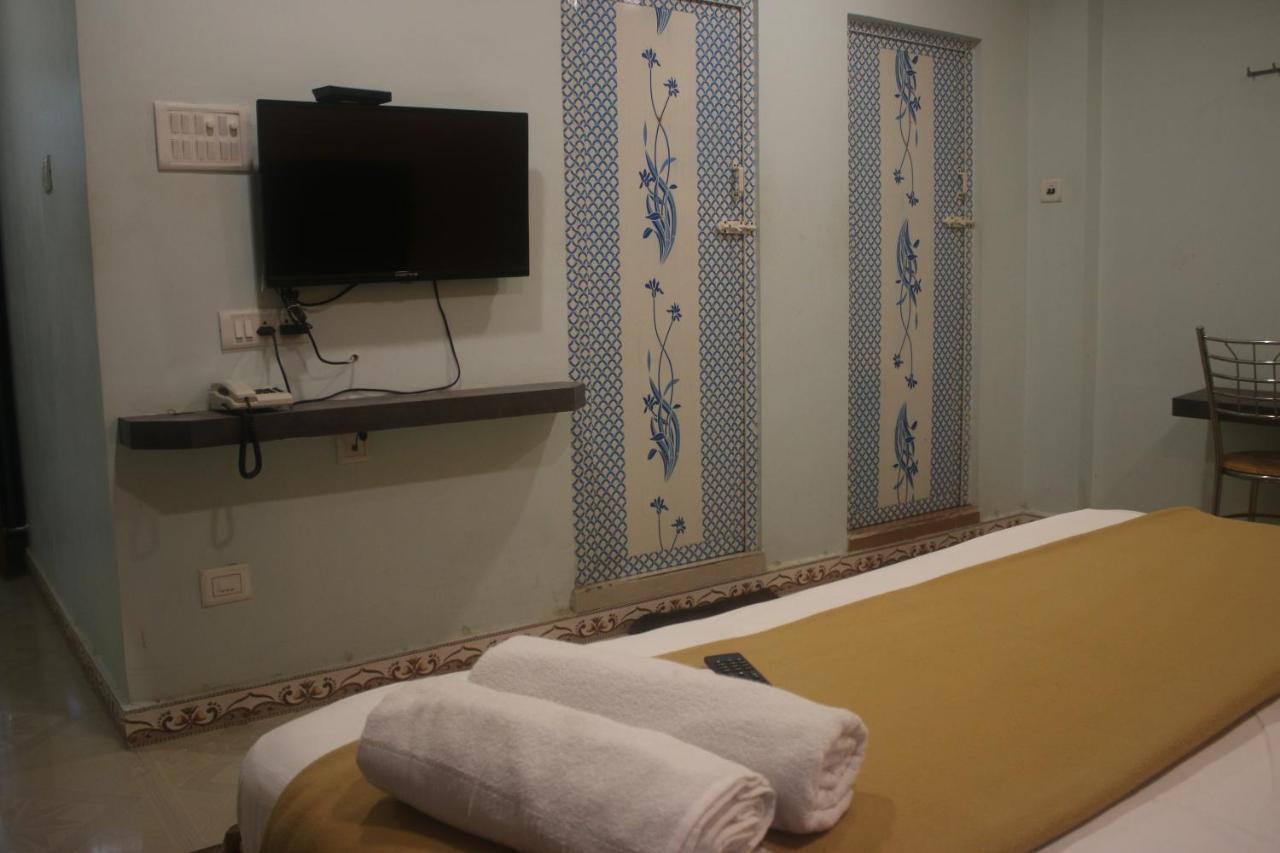 Hotel Sikara, Kumbakonam Exteriér fotografie