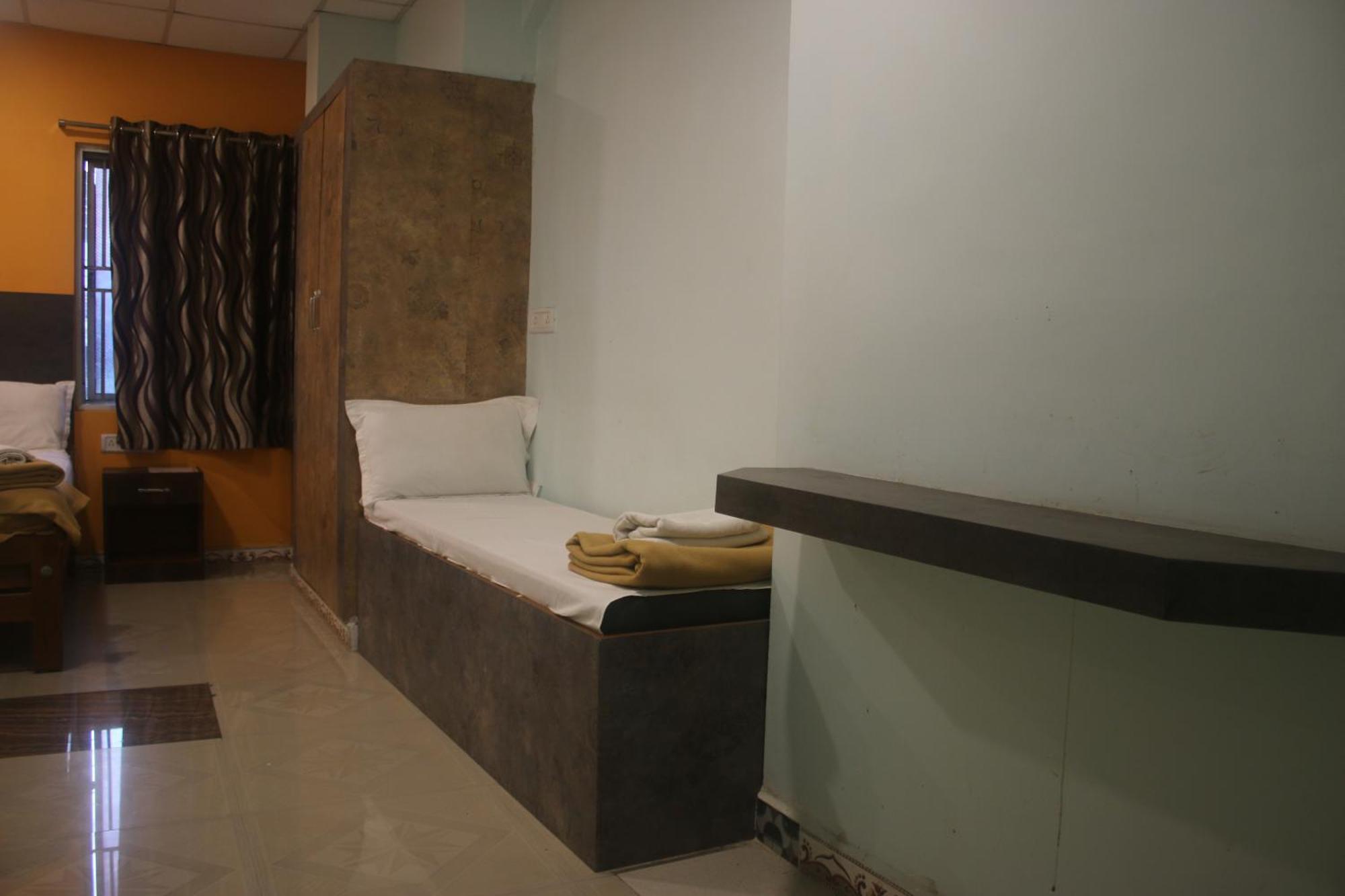 Hotel Sikara, Kumbakonam Exteriér fotografie
